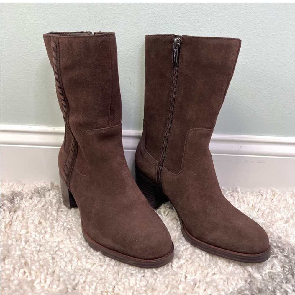 VINCE CAMUTO ZELCINNA SUEDE DARK BROWN BOOTS